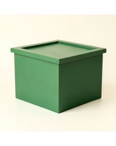 Maple Bridge Closed Outdoor Storage Box - Green (synthetic illustration; no displayed measurements)