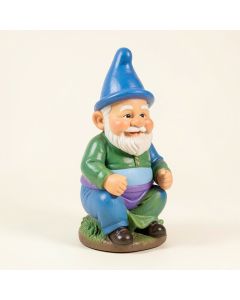 Gardening Gnome Solar Statue (synthetic illustration; no displayed measurements)