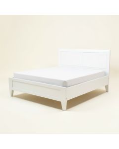 Treadaway King Standard Bed (synthetic illustration; no displayed measurements)