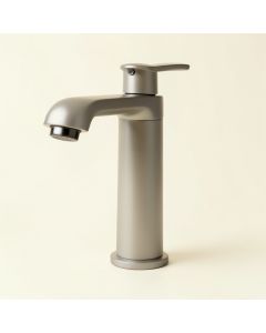Trinsic Single Hole Bathroom Faucet With Drain Assembly And Diamond Seal Technology (synthetic illustration; no displayed measurements)