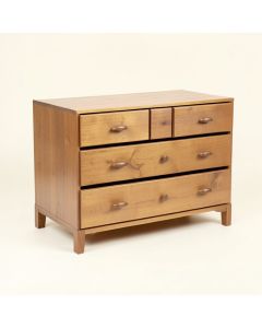 Saldivar 5 Drawer Accent Chest (synthetic illustration; no displayed measurements)