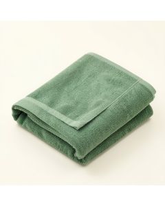 Olive Crossing Bath Towel - Green (synthetic illustration; no displayed measurements)