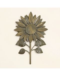 Moten Garden Sunflower Welcome Sign Wall Décor (synthetic illustration; no displayed measurements)