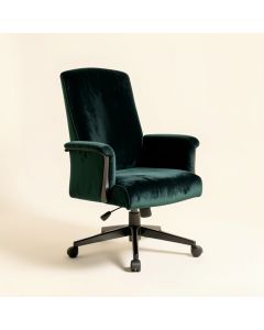 State Line Executive Chair (synthetic illustration; no displayed measurements)