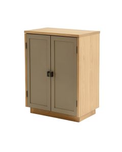 Shaker 34.5 '' X 18 '' Pantry Cabinet