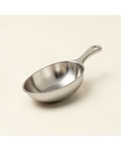 Pasta Scoop (synthetic illustration; no displayed measurements)