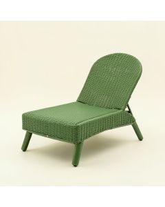 Moss Canyon Outdoor Lounge Chair - Green (synthetic illustration; no displayed measurements)