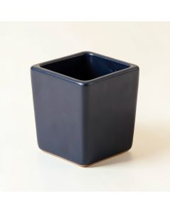 Willow Bend Empty Planter - Navy (synthetic illustration; no displayed measurements)