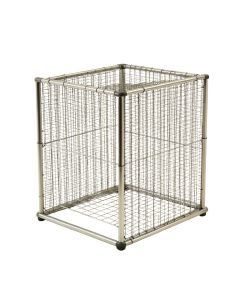The “ O '' Parrot Play Stand