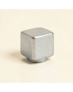 Aqui Di Zen 1 1/2 '' Square Knob (synthetic illustration; no displayed measurements)
