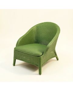 Vale Crest Outdoor Lounge Chair - Green (synthetic illustration; no displayed measurements)
