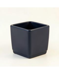 Willow Crest Empty Planter - Navy (synthetic illustration; no displayed measurements)