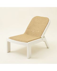 Pine Crossing Outdoor Lounge Chair - White (synthetic illustration; no displayed measurements)