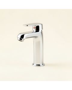 Trinsic® Single Hole Bathroom Faucet With Drain Assembly (synthetic illustration; no displayed measurements)
