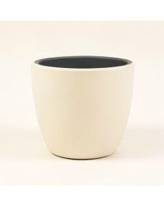 Finntan Resin Pot Planter (synthetic illustration; no displayed measurements)