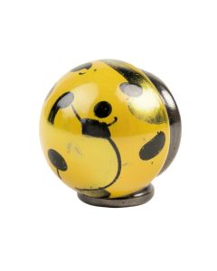 Oversized Handpainted 2 1/2 '' Bee Novelty Knob Multipack (synthetic illustration; no displayed measurements)