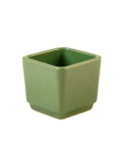 Oak Arc Empty Planter - Green (synthetic illustration; no displayed measurements)