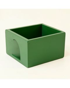 Heath Edge Empty Furniture-Style Litter Enclosure - Green (synthetic illustration; no displayed measurements)