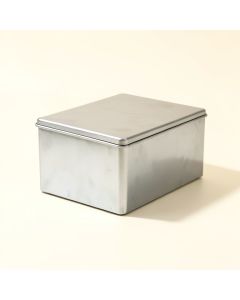 Metal Bread Box (synthetic illustration; no displayed measurements)