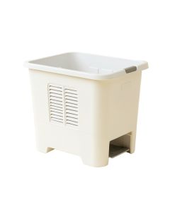 Summit Canyon Closed Garden Compost Bin - White