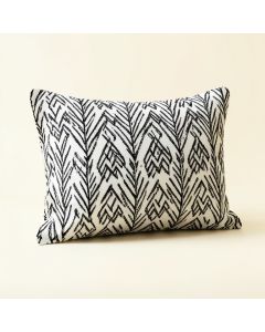 Rustic Patch Geometric Arrow Print Body Pillowcase (synthetic illustration; no displayed measurements)
