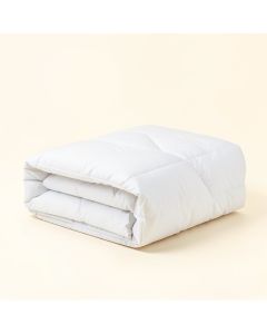 Oliver Comforter Set (synthetic illustration; no displayed measurements)