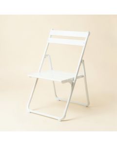 Heath Bridge Folding Outdoor Chair - White (synthetic illustration; no displayed measurements)