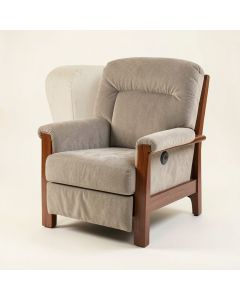 Chillicothe 32.5 '' Wide Manual Rocker Standard Recliner (synthetic illustration; no displayed measurements)