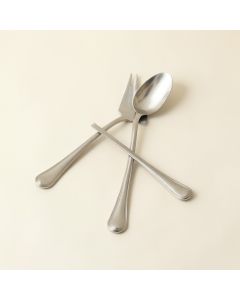 Stella Cake/Pastry Server (synthetic illustration; no displayed measurements)