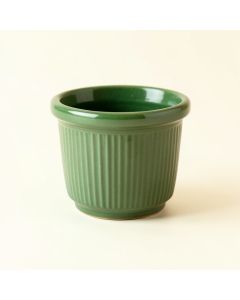 Field Dale Empty Planter - Green (synthetic illustration; no displayed measurements)