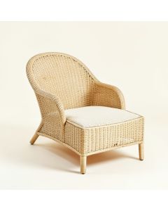 Ash Dell Outdoor Lounge Chair - Cream (synthetic illustration; no displayed measurements)