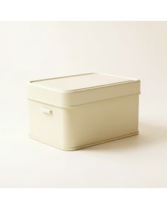 Erika Tin Bread Box (synthetic illustration; no displayed measurements)
