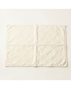 Oak Dale Bath Mat - Cream (synthetic illustration; no displayed measurements)