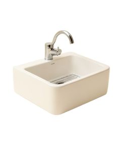 True Fireclay 30 '' L X 18 '' W Farmhouse Kitchen Sink With Sink Grid And Strainer