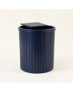 Moss Canyon Closed Garden Compost Bin - Navy (synthetic illustration; no displayed measurements)