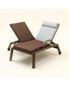 Capavella Beach Yard Pool Adjustable Reclining Chaise Lounge (synthetic illustration; no displayed measurements)