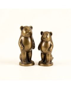 2 Piece Metal Figurine Set (synthetic illustration; no displayed measurements)