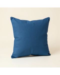 Nice Extol Square Throw Pillow (synthetic illustration; no displayed measurements)
