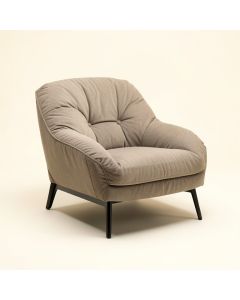Hilaria 32 '' Wide Tufted Polyester Papasan Chair (synthetic illustration; no displayed measurements)