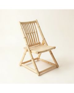 River Canyon Folding Outdoor Chair - Ivory (synthetic illustration; no displayed measurements)